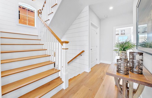 South Beach Haven Casa | 5 Bdrms - 3 1/2 Baths - Sleeps 16