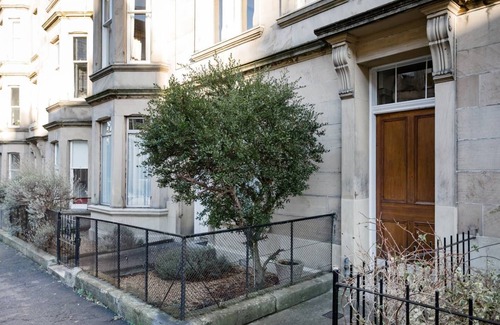 Comely Bank Apartamento | 5*Beautiful&Vintage, spacious in chic location!