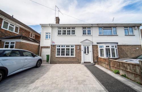 Bredhurst Apartamento | 5 Bed Gem plus Private Garden Studio