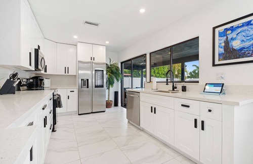 Boca Raton Casa | Saltwater heated pool and spa in West Boca Raton