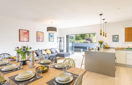 Westleigh Casa | 5 Bed in Appledore 90438