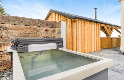 Ruthin Casa | 5 Bed in Cyffylliog oc-c32596