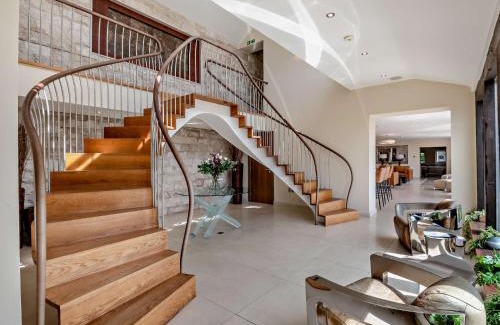 Otley Casa | 5 Bed in Harrogate 95414