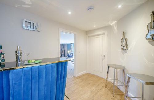 Hereford Casa | 5 Bed in Madley 78646