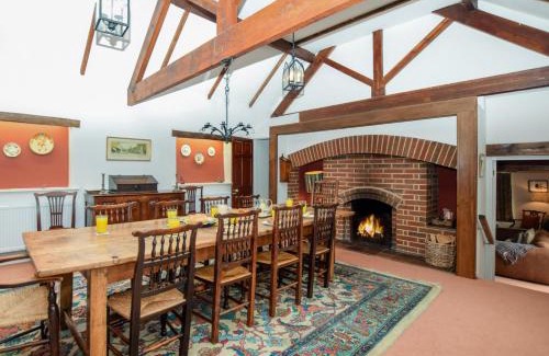Newton Grange Casa | 5 Bed in Thorpe 85565