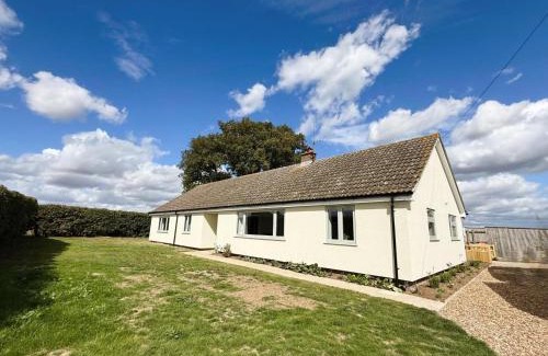Ipswich Casa | 5 Bed in Washbrook oc-m33105