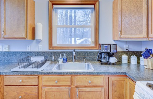 Thornhurst Chalet De Esquí | 5 BedRm w/ King Bed, Game Room, Fire Pit & Hot Tub