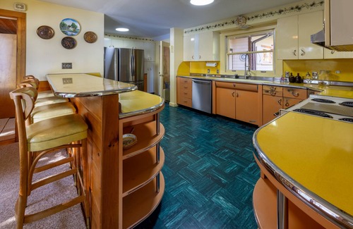 Long Lake Casa | 5-bedroom, 1,300' waterfront estate with three separate residences & eight acres