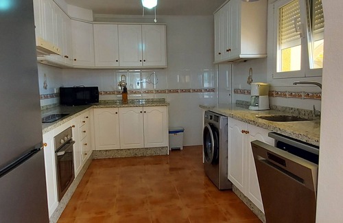 Puerto Marino Villa | Villa de 5 dormitorios y 5 baños con piscina privada y bar en Gran Alacant.