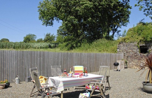 Haverfordwest Cabaña | 5 bedroom accommodation in Near Llangwm