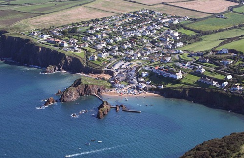 Hope-Cove Cabaña | 5 bedroom accommodation in Hope Cove, near Kingsbridge