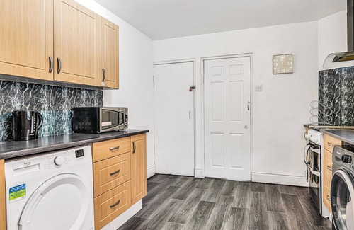 North Shore Cabaña | 5 bedroom accommodation in Blackpool