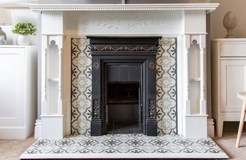 Buxton Cabina | 5 bedroom accommodation in Buxton