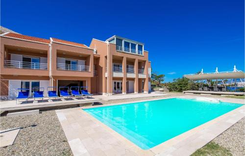 Bosana Casa | 5 Bedroom Awesome Home In Pag