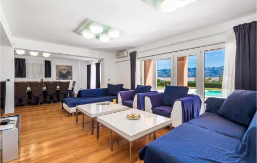 Bosana Casa | 5 Bedroom Awesome Home In Pag
