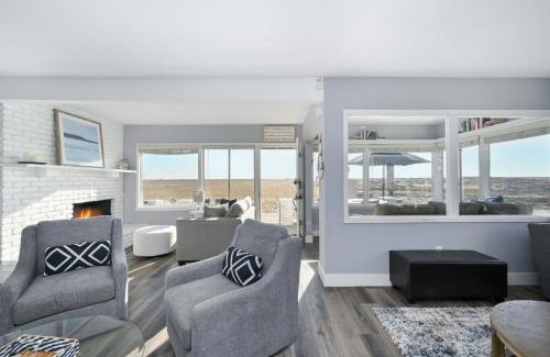 Balboa Peninsula Casa | 5 Bedroom Duplex on the Boardwalk next to Balboa Pier