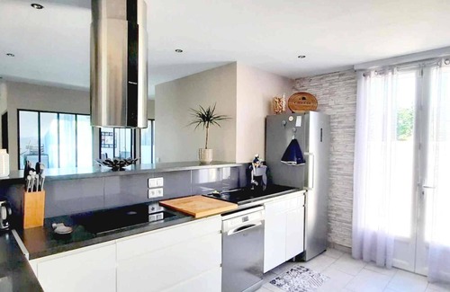 Mallemort Casa | 5-bedroom family home with private pool in the heart of Provence.