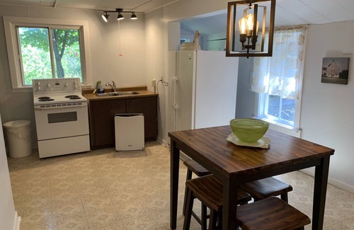 Highland Grove Cabaña | Casa de Campo de 5 Dormitorios en el Lago Baptiste