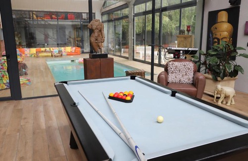 Seine-et-Marne Casa | 5 Bedroom Gorgeous Home In Breuillet