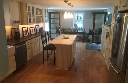 Haverford Casa | Casa histórica de 5 habitaciones, ¡perfecta para graduaciones universitarias!