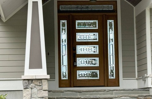 Leland Casa | 5-bedroom home overlooking Lk Mich. South of Leland.