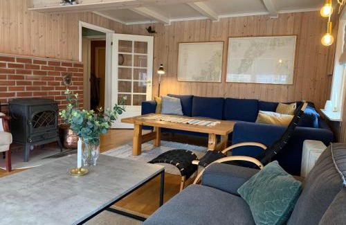 Ramberg Casa | 5-Bedroom House in Lofoten