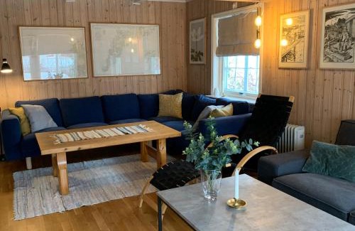 Ramberg Casa | 5-Bedroom House in Lofoten