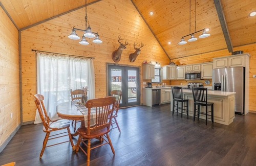 Van Buren Casa | 5-bedroom house just outside of Big Spring-Ozark National Scenic Riverways!