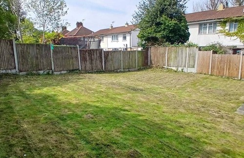 Fordwich Casa | 5 Bedroom House, Sleep 12, with 7 beds, free on-site parking & free st parking.