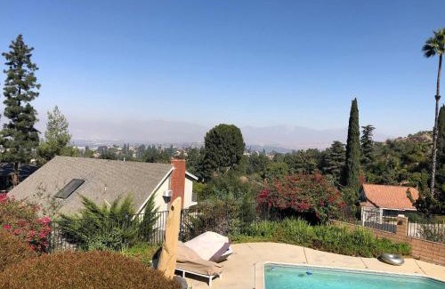 Hacienda Heights Casa | 5 Bedroom House with fabulous mountain views