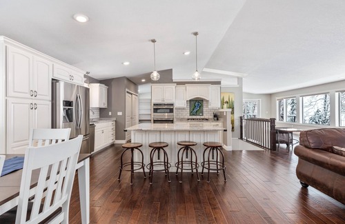 Nisswa Casa | 5 Bedroom Lake House w/Private Swimming Area on Gull Lake - Deck w/Amazing Views