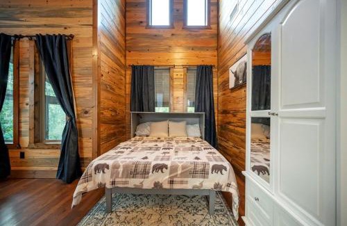 Hochatown Casa | 5 Bedroom Luxury in the heart of town