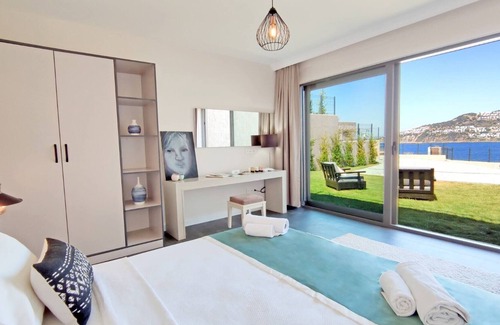 Koyunbaba Villa | Villa de lujo de 5 dormitorios con piscina privada y playa privada en Bodrum-Gumusluk