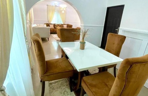 Asokoro Apartamento | 5 bedroom Modern Apartment