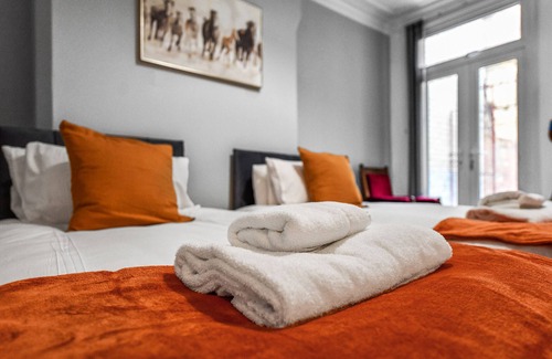 Sneinton Casa | 5 Bedroom Nottingham Gem