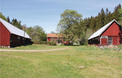 Tvetaryd Casa | 5 Bedroom Pet Friendly Home In Backaryd