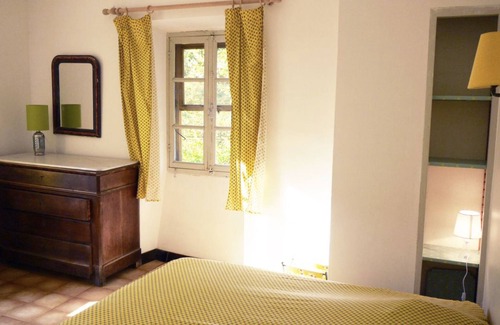 Ribes Otro | Casa para 10 personas cerca de un gran cuerpo de agua, el río La Beaume