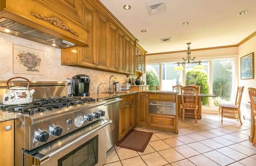 Jericho Casa | 5 Bedroom Ryder Cup home. 13 minutes. 9 miles to Ryder Cup.
