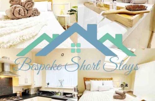 Liverpool Casa | 5 Bedroom, sleeps 9 - base to explore Liverpool and beyond