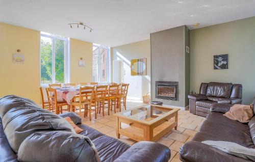 Quiestede Casa | 5 Bedroom Stunning Home In Quiestede