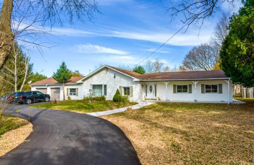King Casa | 5 Bedroom Vacation Cottage - King City
