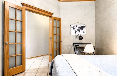 Del City Casa | 5-bedroom with 6 beds- Full kitchen