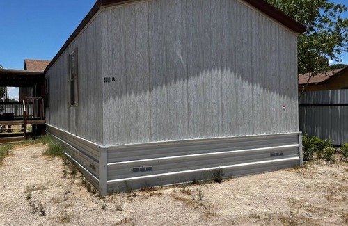 Monahans Casa | 5 Bedroom Work Trailer
