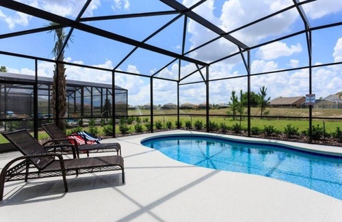 Loughman Casa | 5 Bedrooms/5 Bathrooms/Solterra (5144OA)