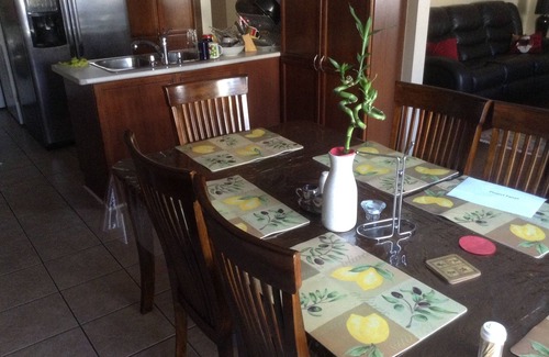 Ottawa Division Casa | 5 bedrooms cozy house in a very quiet & family friendly area