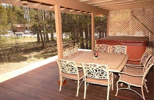 Tahoe Island Casa | 5 habitaciones para dormir 11 con bañera de hidromasaje - Excelente ubicación, buena tarifas! 917T ~