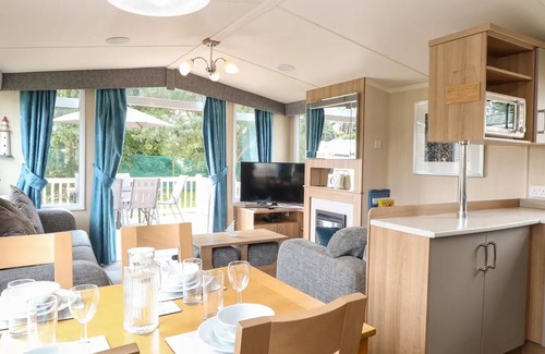 Hopton Apartamento | 5 Berth 3 Bedroom Caravan Holiday Home in Fritton