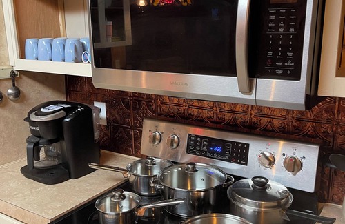 Fredericksburg Cabina | 5 cabins+2400 Sq ft Dance Hall!