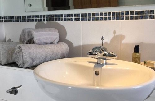 Charlton Cama Y Desayuno | 5 Charlton Mill Way B&B