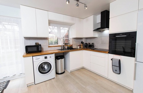 Bowthorpe Casa | 5 Guests - 2-Bed House - Bbq - Free Parking